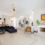 Villa Mareeterno *
